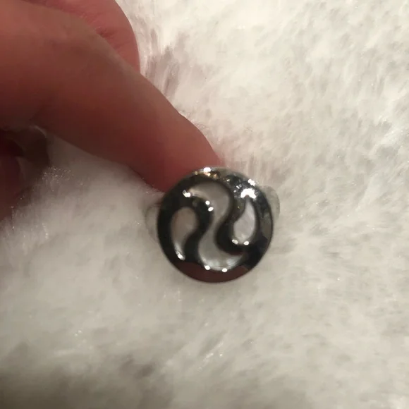 BVLGARI seashell ring. - Picture 4 of 5